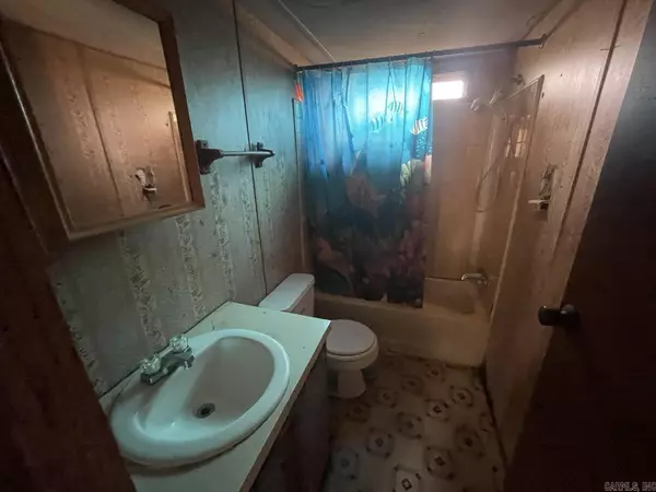 Malvern, AR 72104,163 Kuykendall Road