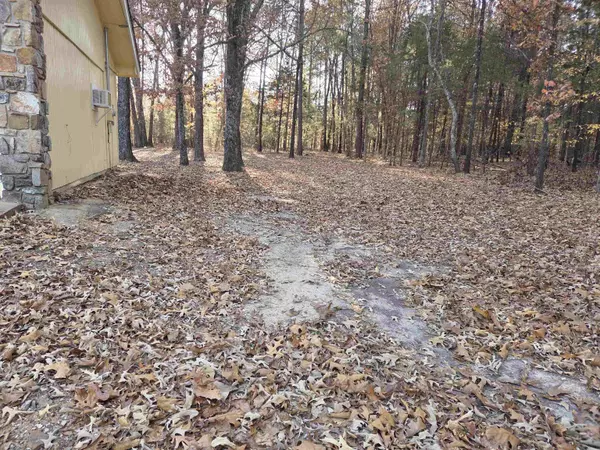 Cherokee Village, AR 72529,156 Pottawattamie Drive