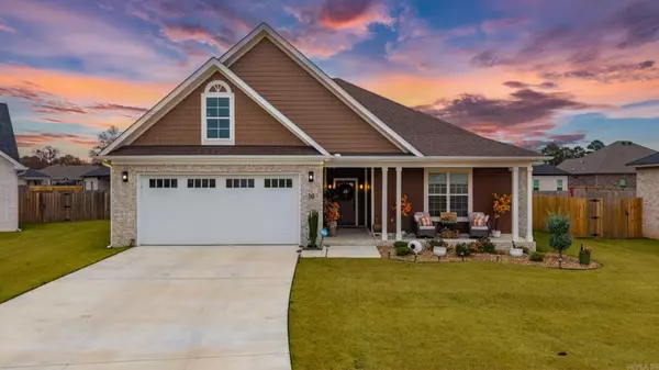 10 Quail Feather Cove, Greenbrier, AR 72058