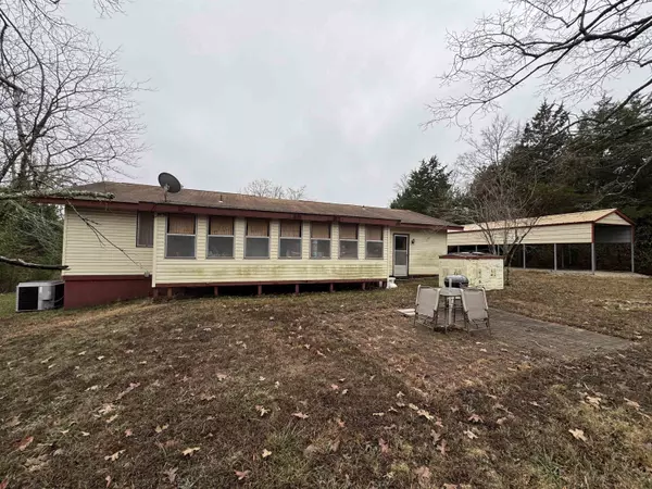 Horseshoe Bend, AR 72512,410 N Cheyenne Drive