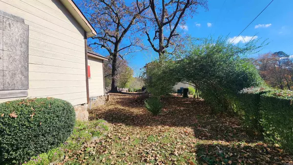 Little Rock, AR 72204,3223 Walker Street