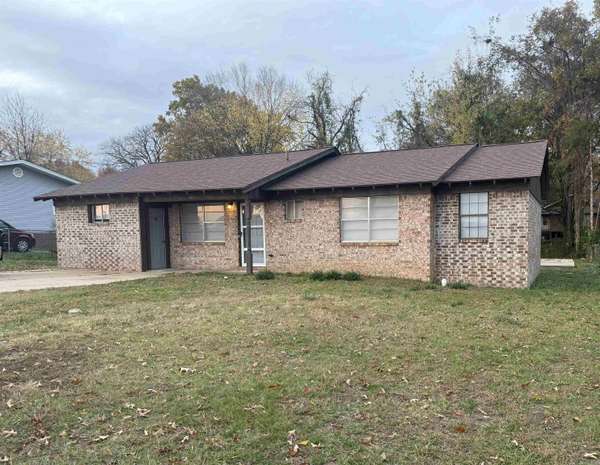 1308 W Oakland St Street, Clarksville, AR 72830