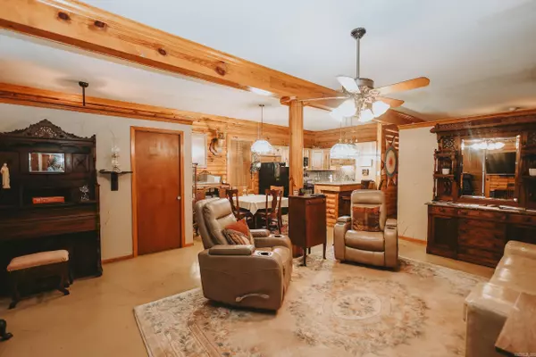 Caddo Gap, AR 71935,15 Vaught Street