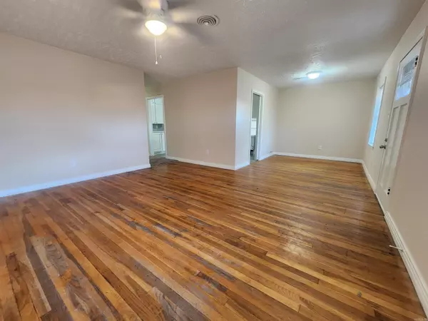 Conway, AR 72034,1309 Clifton Street