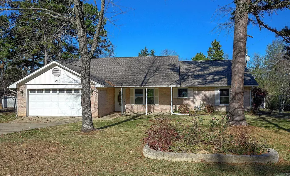 903 Hope Circle, Mena, AR 71953