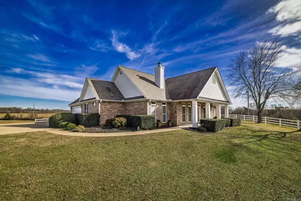 2356 Fendley Rd Road, Bismarck, AR 71929