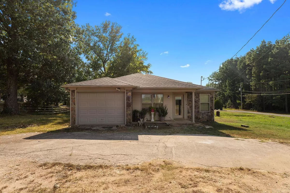 Conway, AR 72032,536 E HWY 286