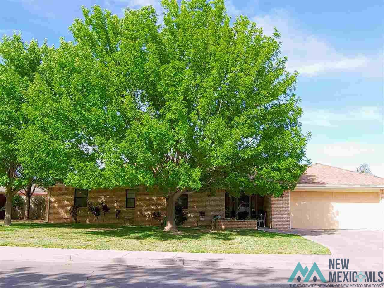 25 La Paz, Roswell, NM 88201