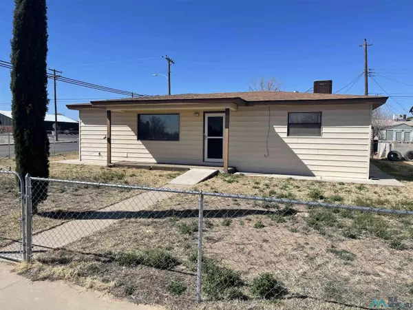 801 Sandia Street,  Carlsbad,  NM 88220