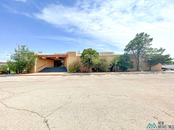 1503 W Calle Sur, Hobbs, NM 88240