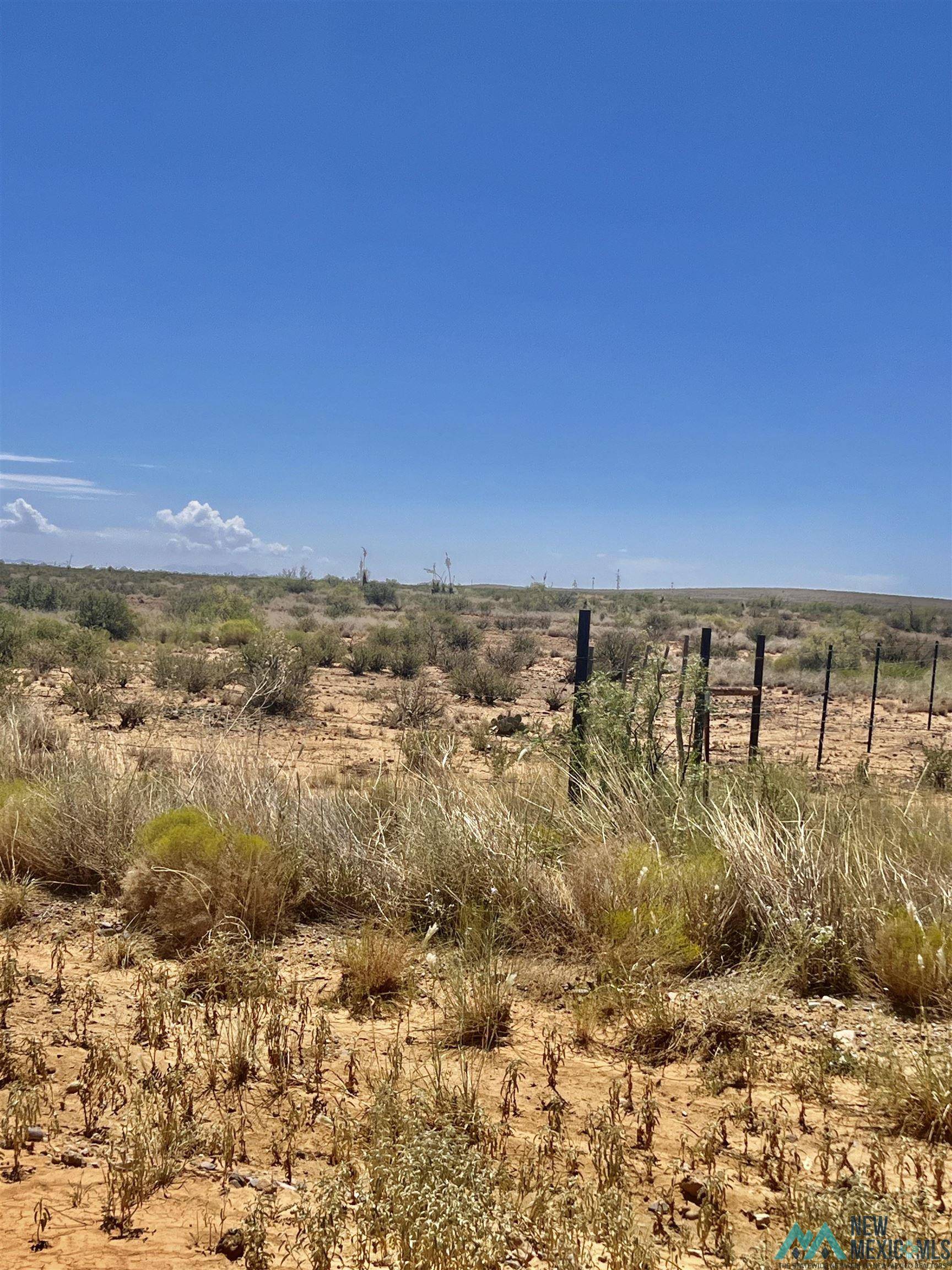 32 Antelope Run Road, Cutter, NM 87901