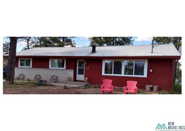 11 Blue Jay Road, Vanderwagen, NM 87326