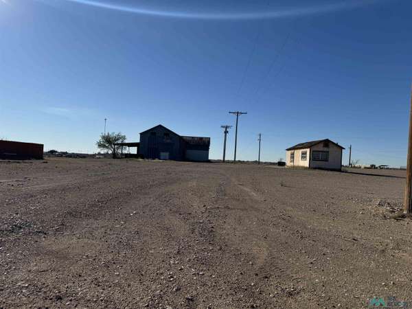 W of 135 E Cottonwood Road, Artesia, NM 88210