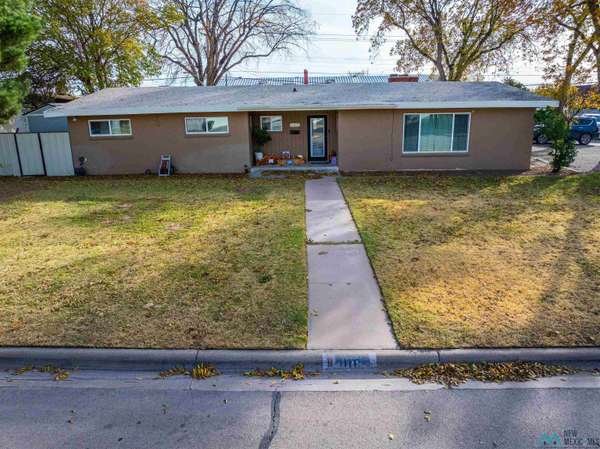 1111 W Ural Drive, Carlsbad, NM 88220-4058