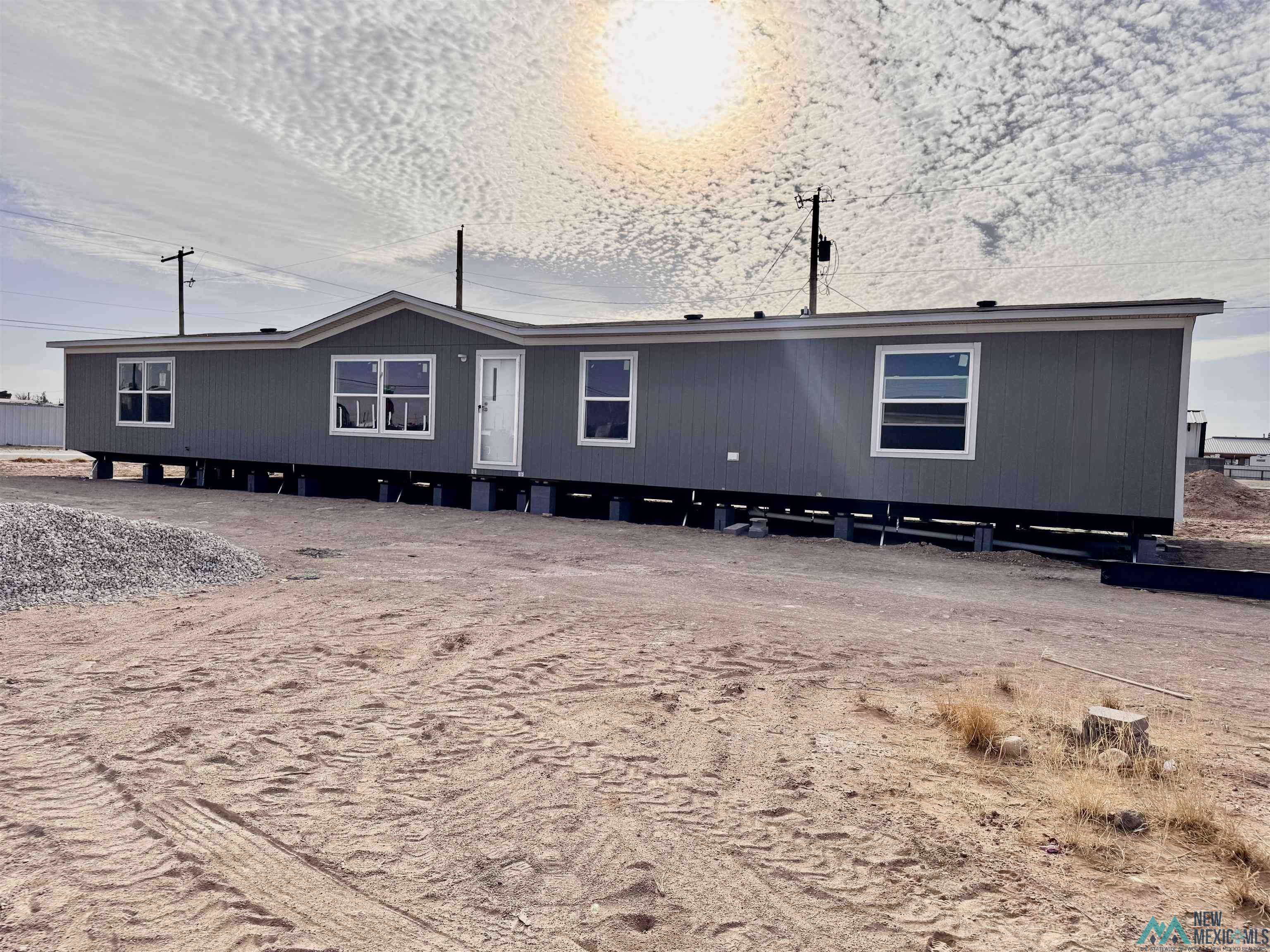 4217 Apple St Street, Carlsbad, NM 88220