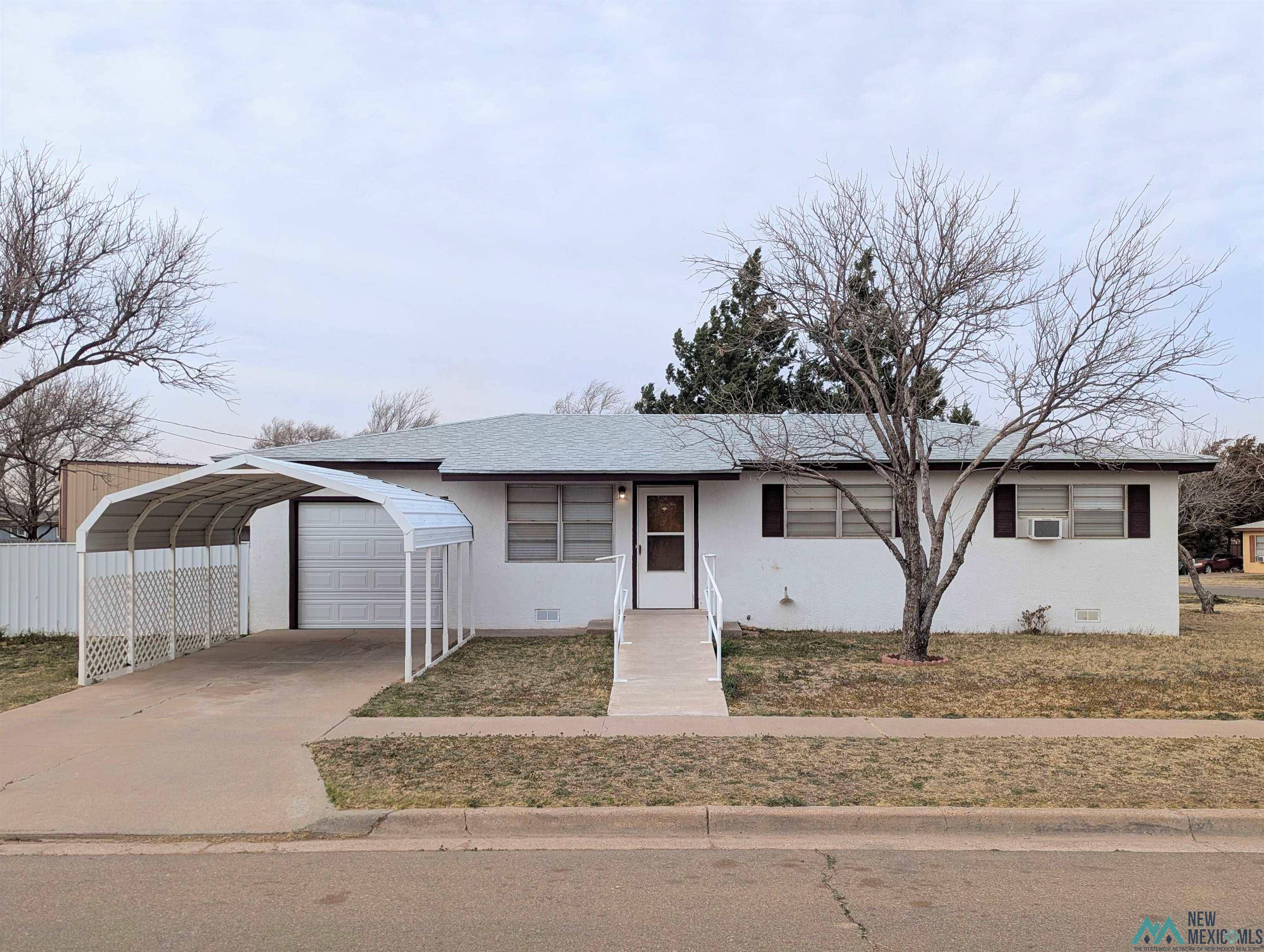 200 Circle Drive, Clovis, NM 88101