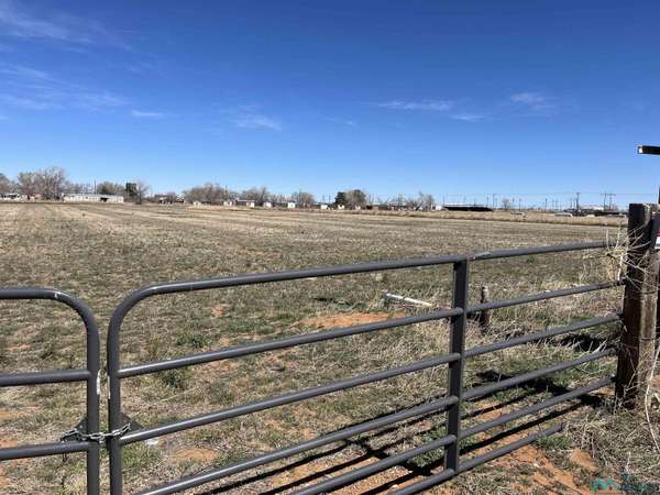 200 E Quince Street, Portales, NM 88130