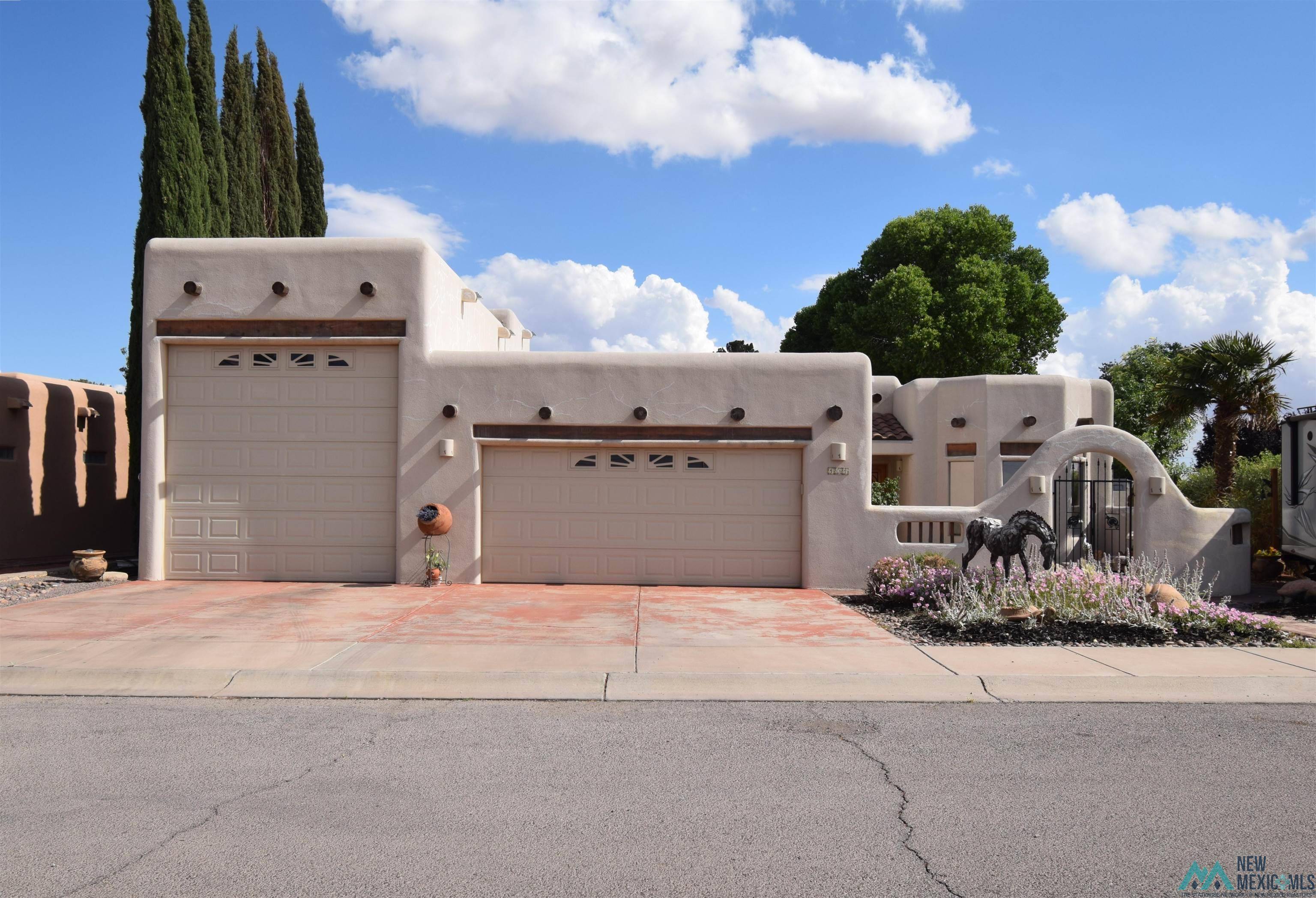 104 Golf Course Rd SE, Deming, NM 88030