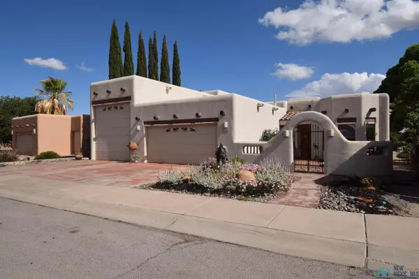 Deming, NM 88030,104 Golf Course Rd SE