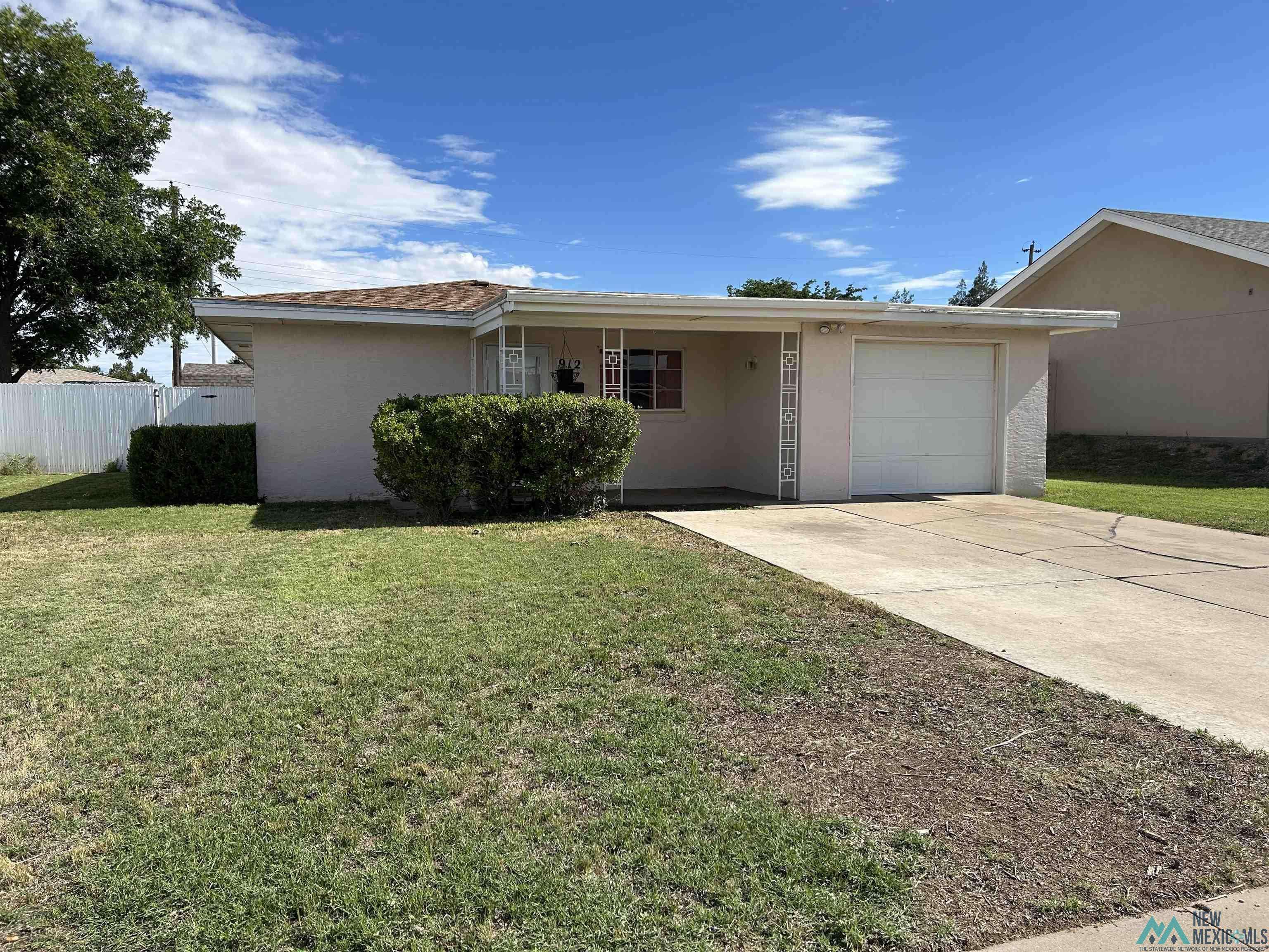 912 W Forest Street, Roswell, NM 88203-6