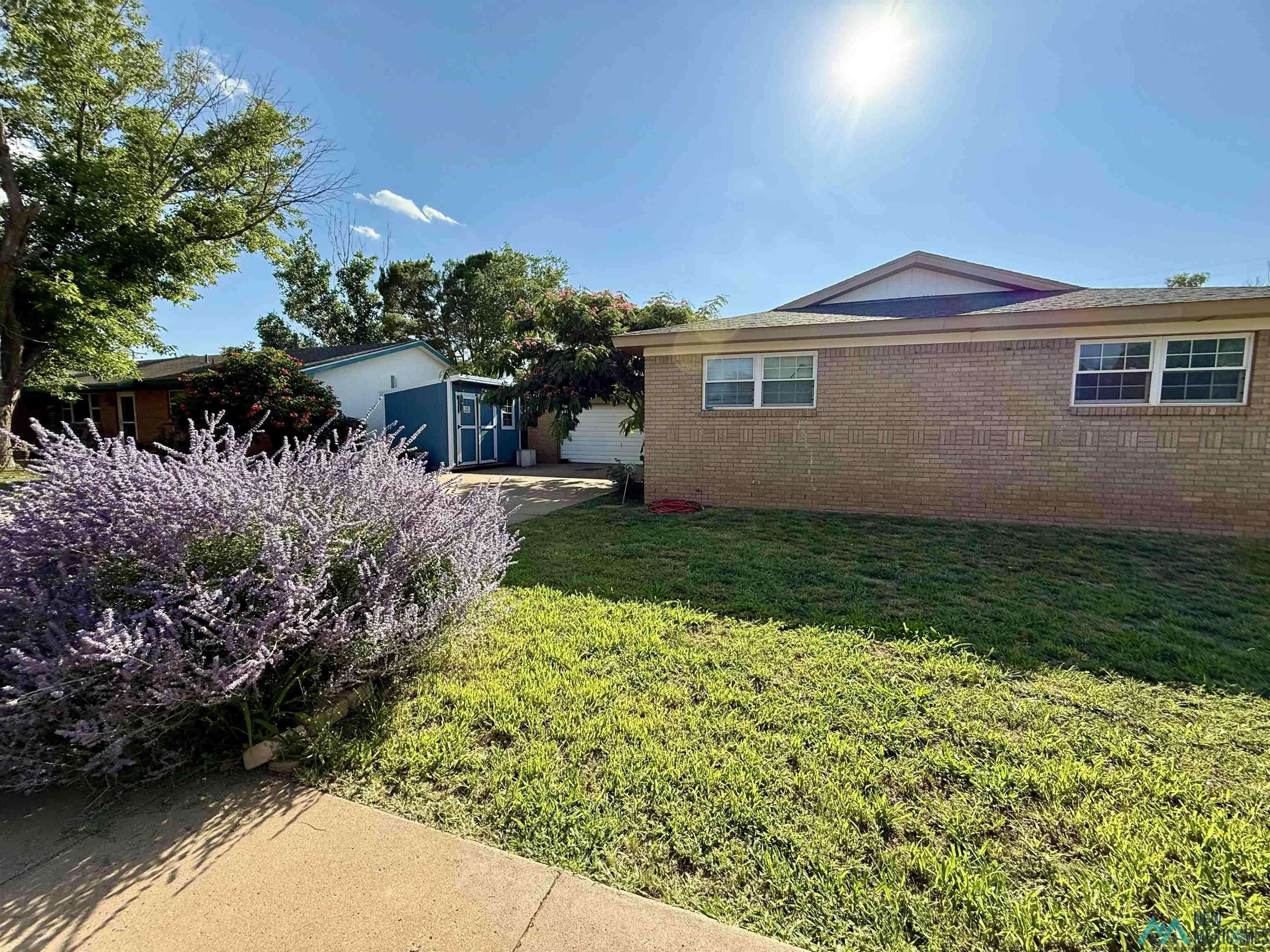 2216 Echols Avenue, Clovis, NM 88101