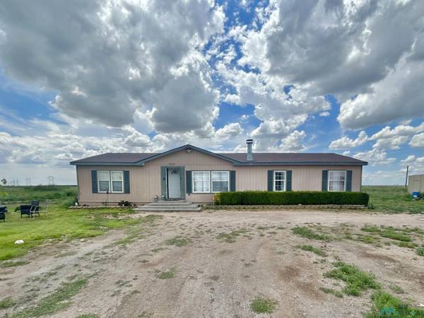 13717 N World Drive, Hobbs, NM 88242