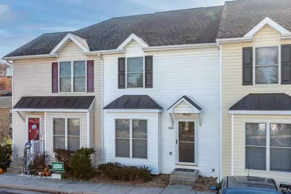 Harrisonburg, VA 22801,844 CAMELOT LN