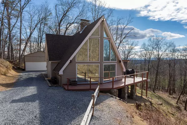 14590 MOUNTAIN TOP LN, Broadway, VA 22815