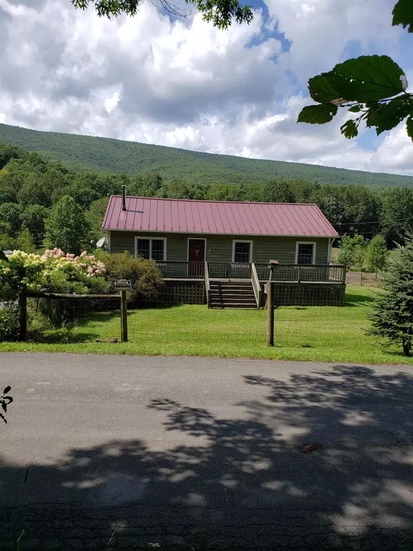 6249 MUDDY RUN RD, Burnsville, VA 24487