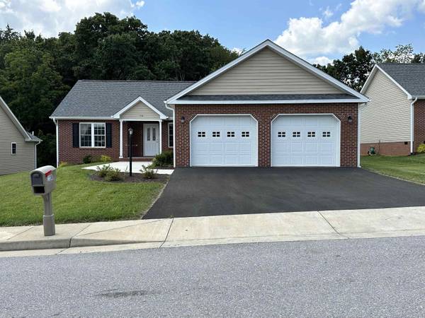 11A OAK VIEW DR,  Staunton,  VA 24401