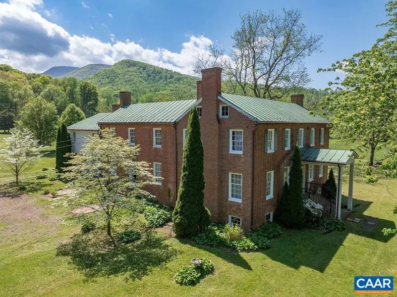 4345 IDA RD, Luray, VA 22835