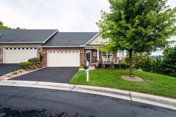 Harrisonburg, VA 22801,533 HICKORY GROVE CIR