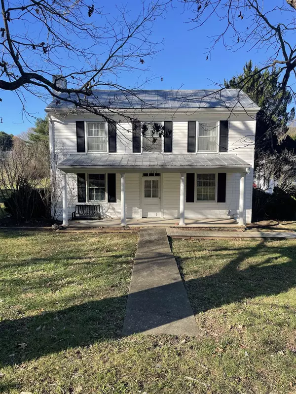 673 FROG POND RD, Staunton, VA 24401