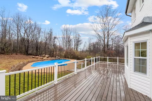 Delaplane, VA,10076 POSSUM HOLLOW DR