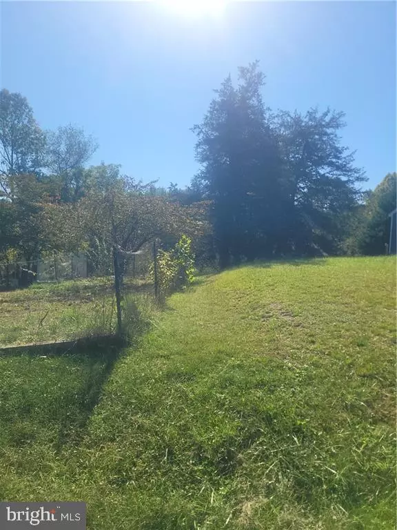 Louisa, VA 23093,270 ELLIS DR