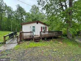 2215 W HOOVER RD, Haywood, VA 22722