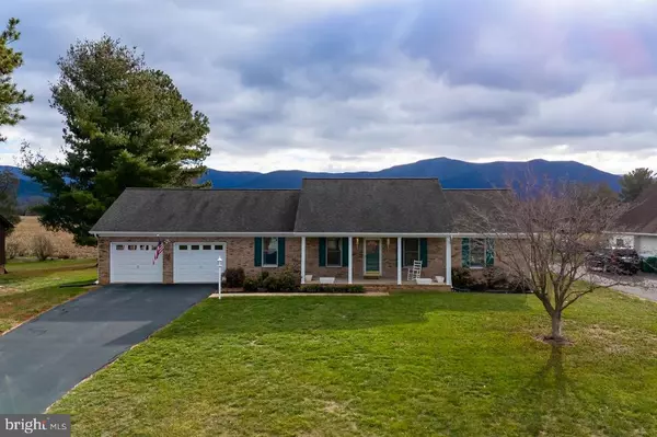 10 MEADOW LN, Luray, VA 22835