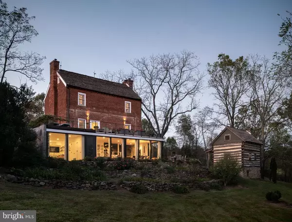 456 SCRABBLE RD, Castleton, VA 22716