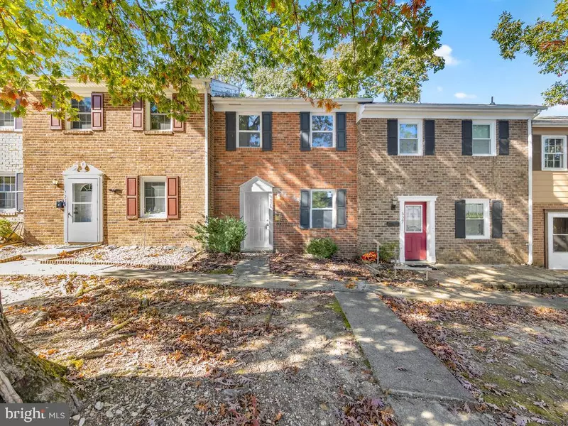 525 OLDE GREENWICH CIR, Fredericksburg, VA 22408