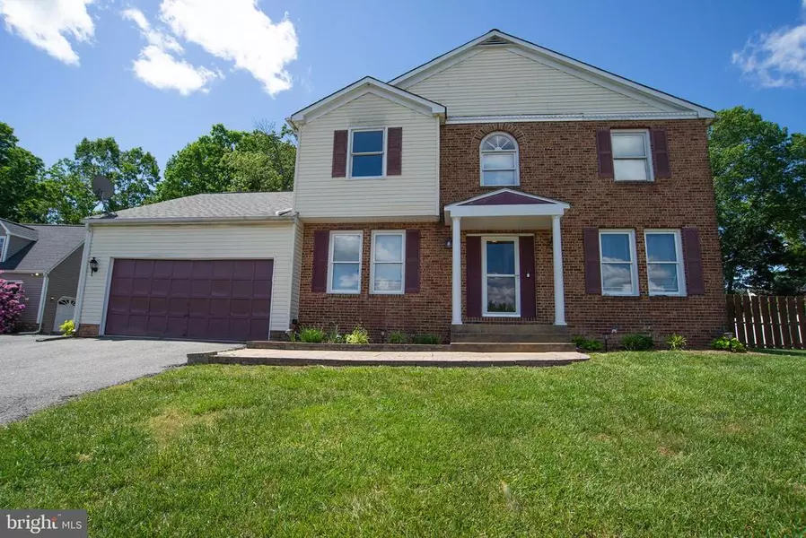 708 STONEWALL LN, Fredericksburg, VA 22407