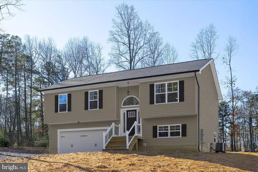 2804 ROSE AVE, Fredericksburg, VA 22408