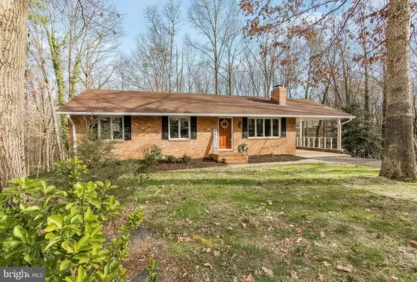 Fredericksburg, VA 22408,320 TULIP PL