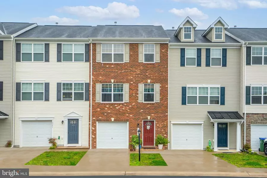 2239 MALLARD LANDING DR, Fredericksburg, VA 22408