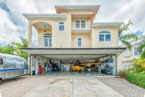 240 S Airport Drive, Summerland, FL 33042