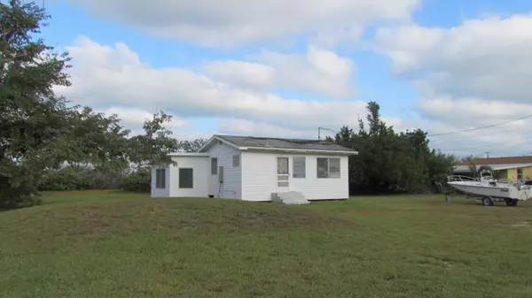 30955 Oettley Drive, Big Pine, FL 33043