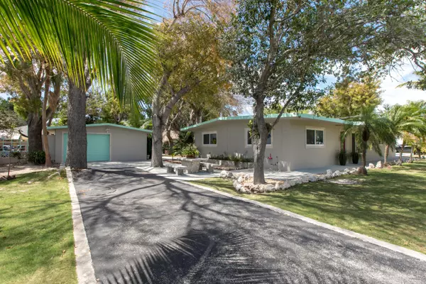 15 Bonefish Avenue, Key Largo, FL 33037