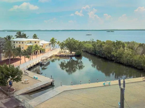 648 Cabrera Street, Key Largo, FL 33037