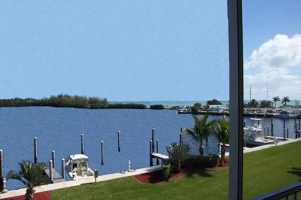 101 Gulfview Drive #203, Lower Matecumbe, FL 33036