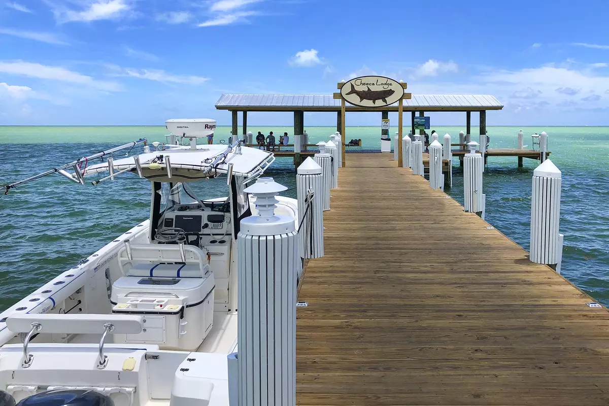 Upper Matecumbe Key Islamorada, FL 33036,81801 Overseas Highway #730