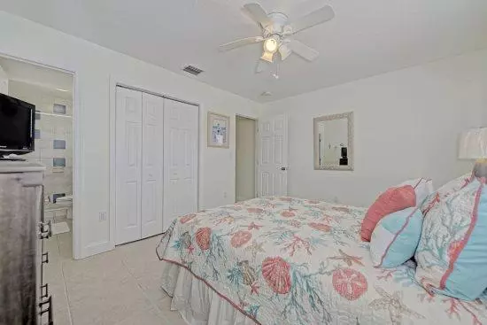 Key Colony, FL 33051,4 7 th Street